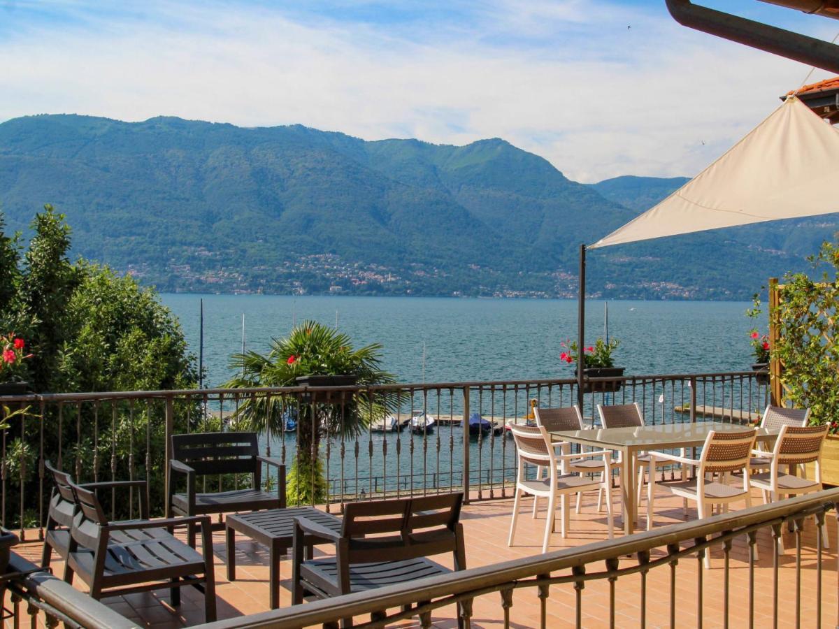 Locazione Turistica Atmosfere sul lago Porto Valtravaglia Esterno foto