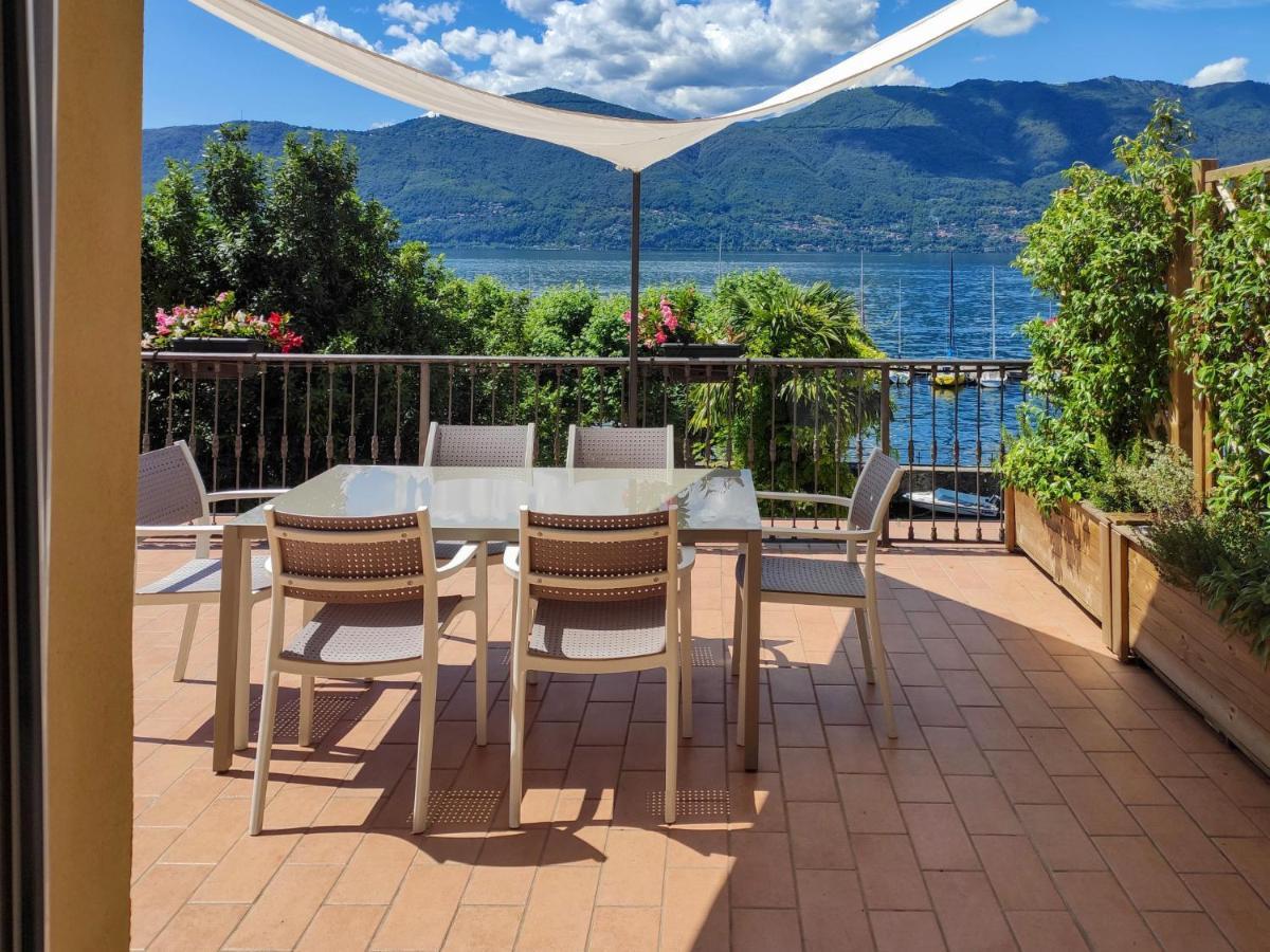 Locazione Turistica Atmosfere sul lago Porto Valtravaglia Esterno foto