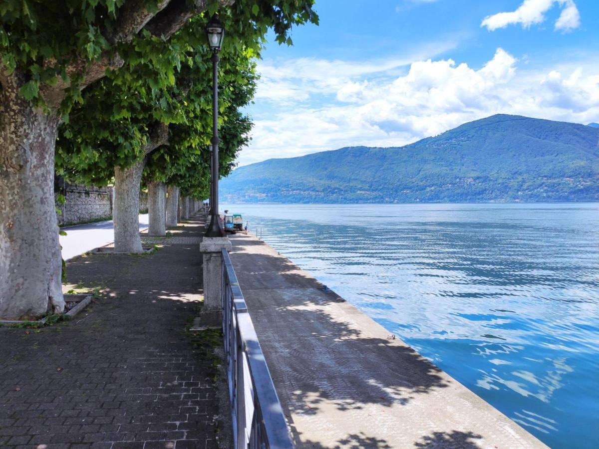 Locazione Turistica Atmosfere sul lago Porto Valtravaglia Esterno foto