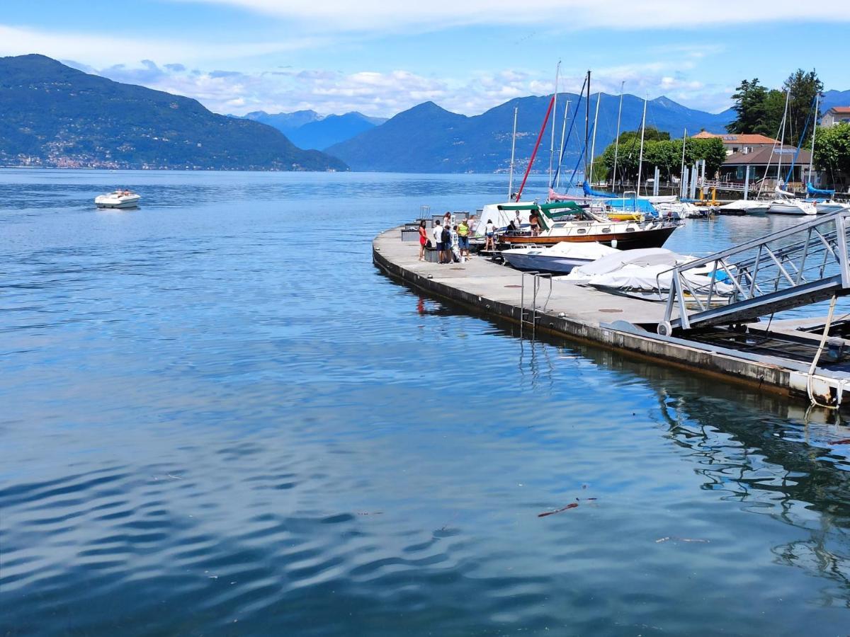Locazione Turistica Atmosfere sul lago Porto Valtravaglia Esterno foto
